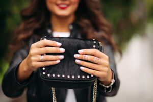 Bolsos negros pequeños